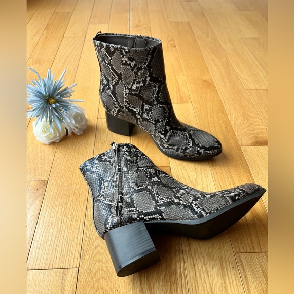 Snake Print Booties - Picture 2 of 8